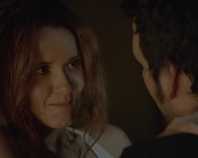 Actress Elena Ballesteros nude - B&b, de boca en boca S02E11 (2015) Nudity and Sex in TV Show