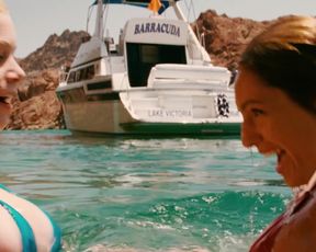 Hot celebs video Jessica Szohr, Kelly Brook, Riley Steele - Piranha (2010) 