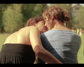 Peri Baumeister, Carol Schuler, Maja Schöne, Jördis Triebel - Blochin Die Lebenden und die Toten (Kapitel 4-5) (2015)