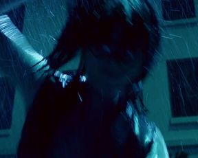 Ashlynn Yennie and Katie Cassidy - The Scribbler (2014)