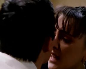 Candela Pena - PRINCESAS(2005)