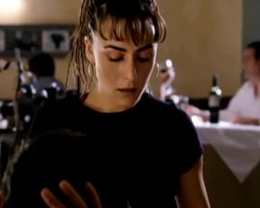 Candela Pena - PRINCESAS(2005)