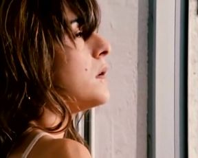 Candela Pena - PRINCESAS(2005)