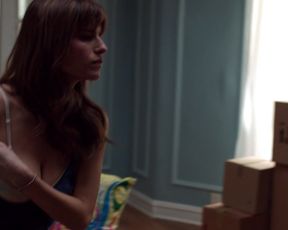 Naked scene Margarita Levieva, Lake Bell - How to Make It in America s02e01-02 (2011) TV show nudity video