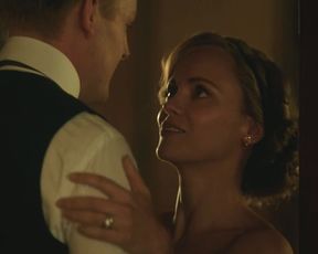 TV show scene Christina Ricci 'Z - The Beginning of Everything S01E04 (2017) 