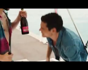 Naked scenes Lou Chauvain, Alma Jodorowsky Nude - Juillet Août (2016)