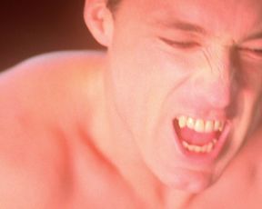 Celebrity Lesbian Video - Alyssa Milano - Embrace Of The Vampire 