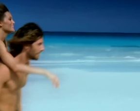 Naked scenes Fa NutriSkin - Sanfte Pflege Werbespot (2011)