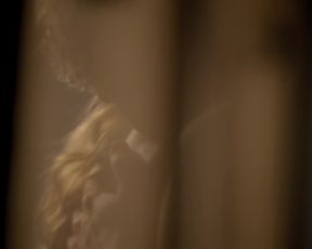 Actress Rebecca Ferguson - The White Queen s01e01 (2013) Nudity and Sex in TV Show