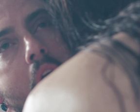 Josephine de La Baume & Roxane Mesquida - Kiss Of The Damned (2012)