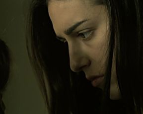 Naked scenes Cristina Brondo & Marisol Membrillo - Hipnos (2004)