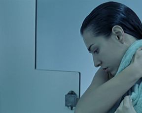 Naked scenes Cristina Brondo & Marisol Membrillo - Hipnos (2004)