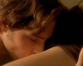 Saffron Burrows - Tempted (2001)