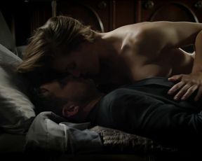 Naked scenes Tara Radcliffe - Femme Fatales (2012)