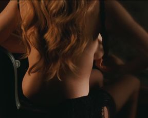 Celebrity Lesbian Video - Amanda Seyfried & Julianne Moore - Chloe (2009) 