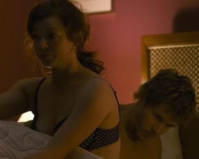 Sarah Snook - Sex Scene