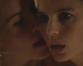 Elena Anaya, Allison McKenzie, Sarah McCardie nude - Swung (2015)