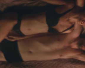 Elena Anaya, Allison McKenzie, Sarah McCardie nude - Swung (2015)
