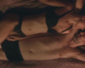 Elena Anaya, Allison McKenzie, Sarah McCardie nude - Swung (2015)