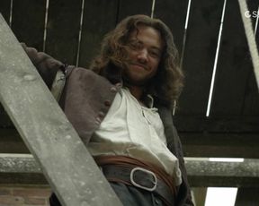 Naked scene Noemie Schmidt, Maddison Jaizani nude - Versailles S01E04 (2015) TV show nudity video