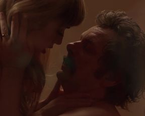 Hot scene Lizzy Caplan nude - MoS S04E08 (2016) 