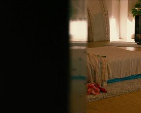 Naked scenes Michelle Williams nude - Take This Waltz (2011)