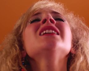Juno Temple nude - Kaboom (2010)