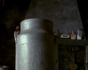 Hot celebs video Marta Etura nude - La vida que te espera (2004) 