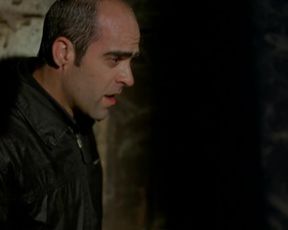 Hot celebs video Marta Etura nude - La vida que te espera (2004) 