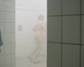 Julia Jentsch Nude – 24 Wochen (2016)