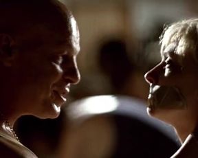 Kseniya Rappoport, Claudia Gerini Nude - La sconosciuta (2006)