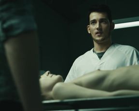 Hot actress Alba Ribas nude - El cadaver de Anna Fritz (2015) 