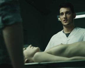Hot actress Alba Ribas nude - El cadaver de Anna Fritz (2015) 