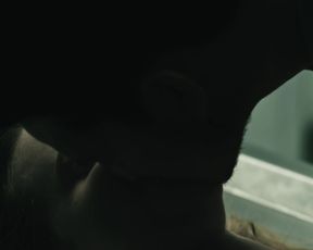 Hot actress Alba Ribas nude - El cadaver de Anna Fritz (2015) 