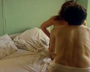 Sexy Kim van Kooten naked sex scene - Zusje (1995) 