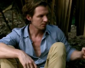 Hot actress Isabell Gerschke nude - Fluss des Lebens - Verloren am Amazonas(2013) 