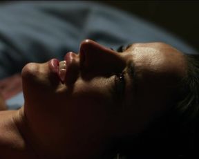 Sexy Chemistry S01E05 - Flesh Wounds (2011) 