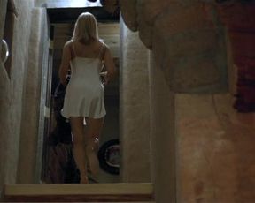 Topless scene Jodie Foster - Catchfire (1991) 