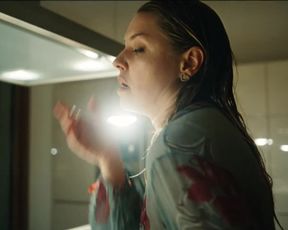 Celebs Lisa Wagner, Karolina Lodyga, Nina nude - Kommissarin Heller Hitzschlag (2015)