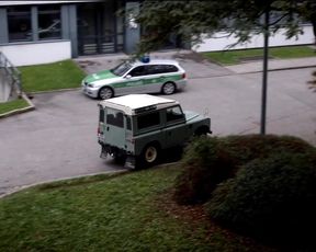 Jessica Schwarz nude - Hattinger und der Nebel (2016)