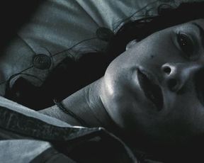 Celebs Lena Headey, Kelly Craig nude - 300 (2006)