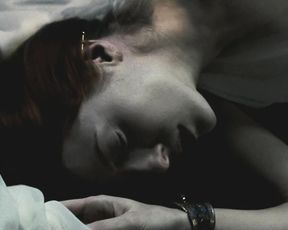 Celebs Lena Headey, Kelly Craig nude - 300 (2006)