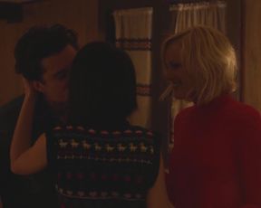 Celebrity Lesbian Video - Emily Ratajkowski, Malin Akerman, Kate Micucci - Easy S01E05-06 (2016) HD 720 (Sex, Nude, Bush)