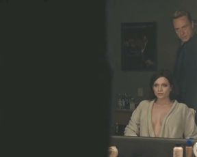 Naked scene Irina Dvorovenko, Raychel Diane Weiner, Sarah Hay ‘Flesh & Bone S01E07-08 (2015)’ (Tits)02 TV show nudity video