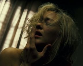 Marion Cotillard - La boite noire (2005)