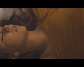 Sexy Julie Andersen - Punani (2015) 