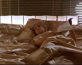 Sexy Corinne Corson - JOY (1983) 