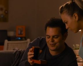 Sexy Kaley Cuoco Braless - The Wedding Ringer (2015) 