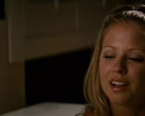 Hot scene Leighton Meester, Katrina Begin - Remember the Daze (2007)