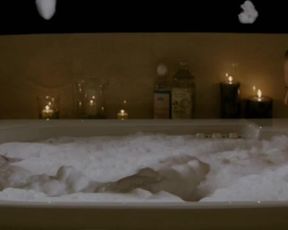 Hot scene Leighton Meester, Katrina Begin - Remember the Daze (2007)